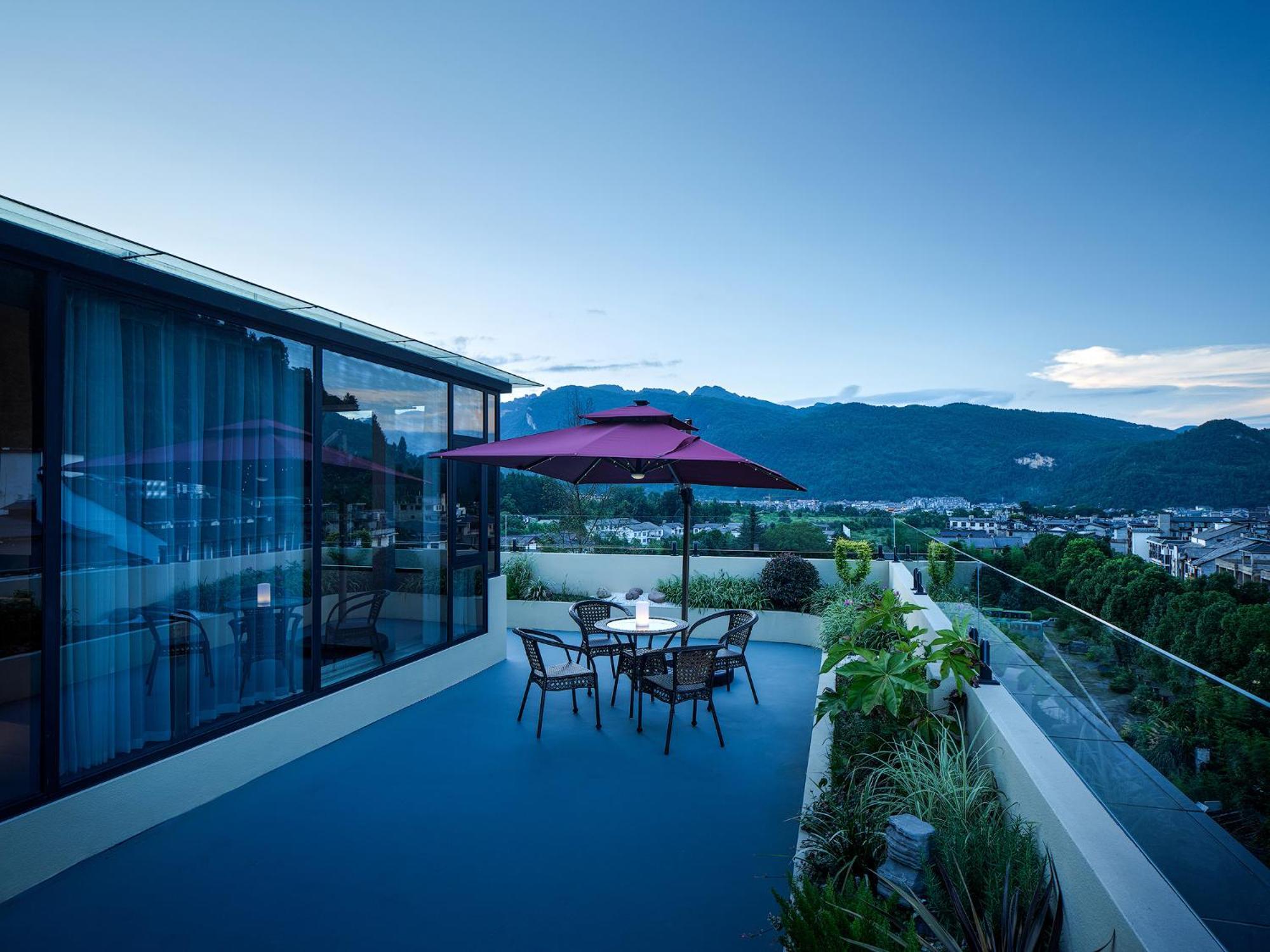 Zhangjiajie Utopia Hotel--Free One Way Pick Up Service Over 2 Nights Exterior foto